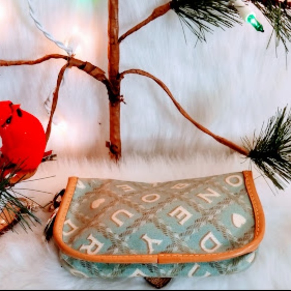 DOONEY & BOURKE CROSS WORD WRISTLET - Picture 3 of 8